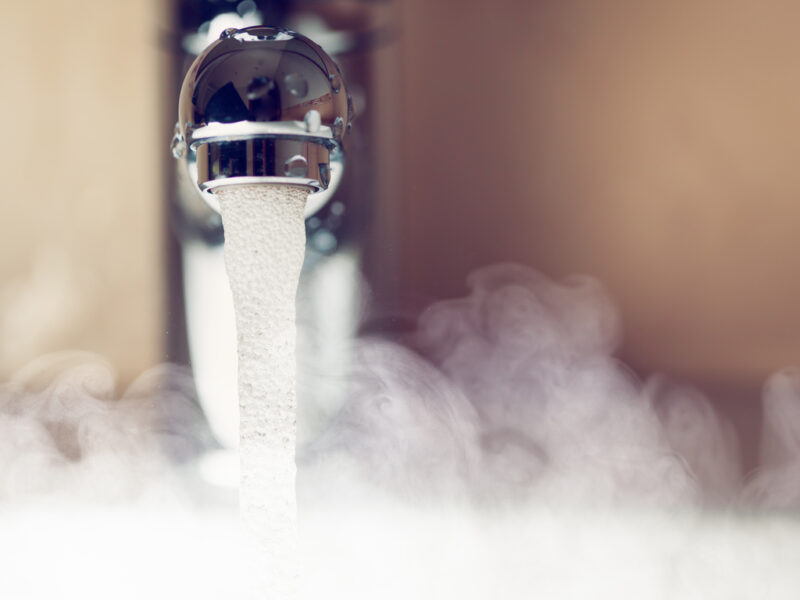 3 Tips on How To Get Instant Hot Water At Home